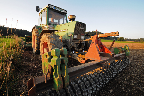 Wir_betreiben_noch_eine_aktive_Landwirtschaft_und_brauchen_das_entsprechende_Geraet_dafuer.jpg